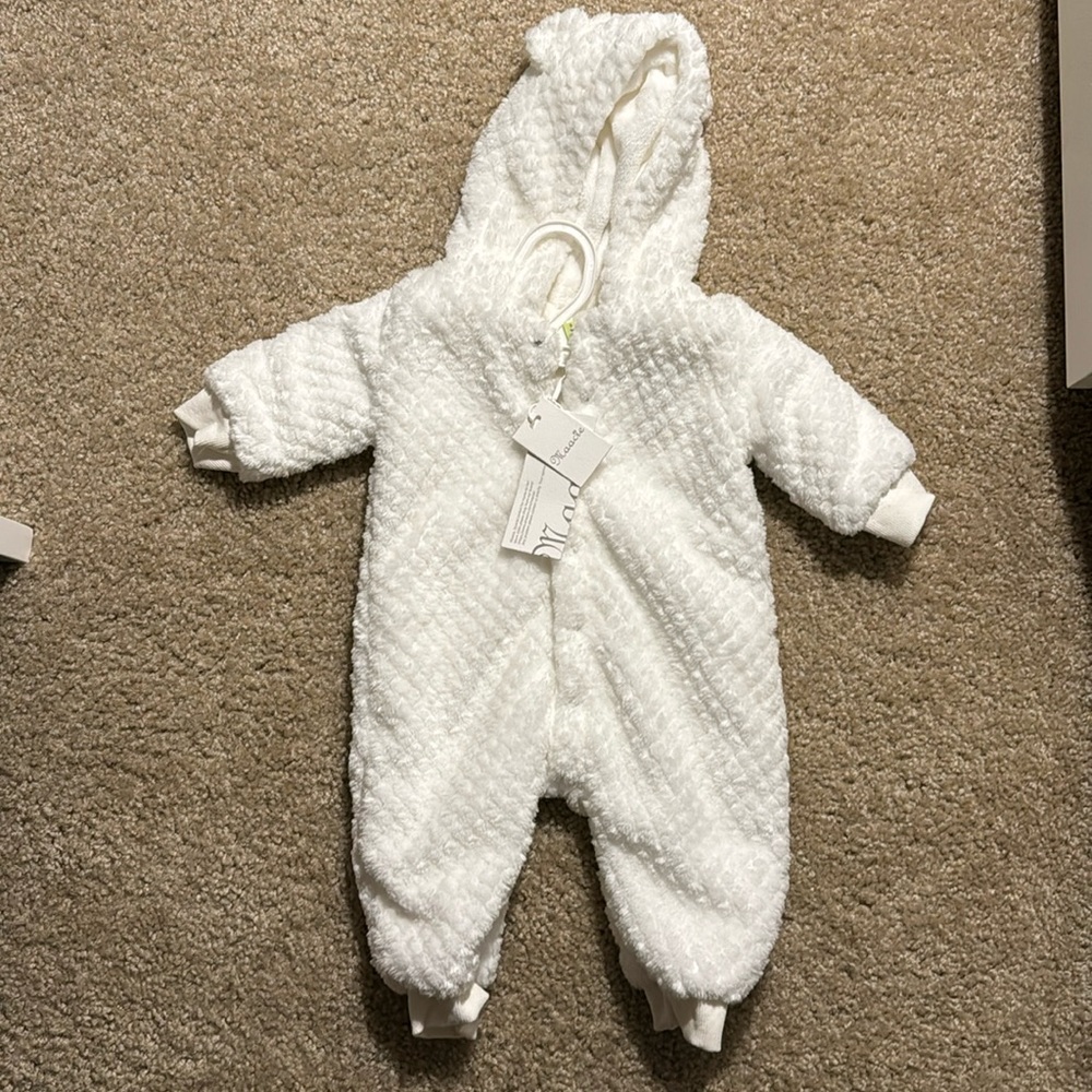 Maacie baby newborn romper